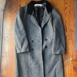 Vintage Gray Double-Breasted Wool Coat with Velvet Collar